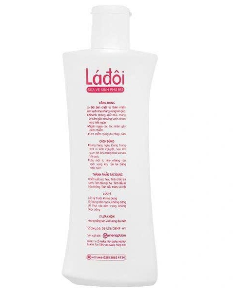 Sữa vệ sinh phụ nữ Shema Lá đôi màu hồng chai 200ml